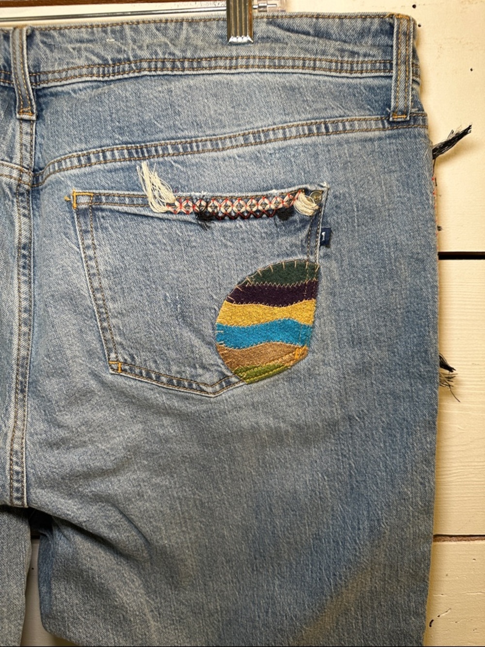 Anthropologie Pilcro The Slim Boyfriend Embroidered Patchwork Jeans - Picture 7 of 15